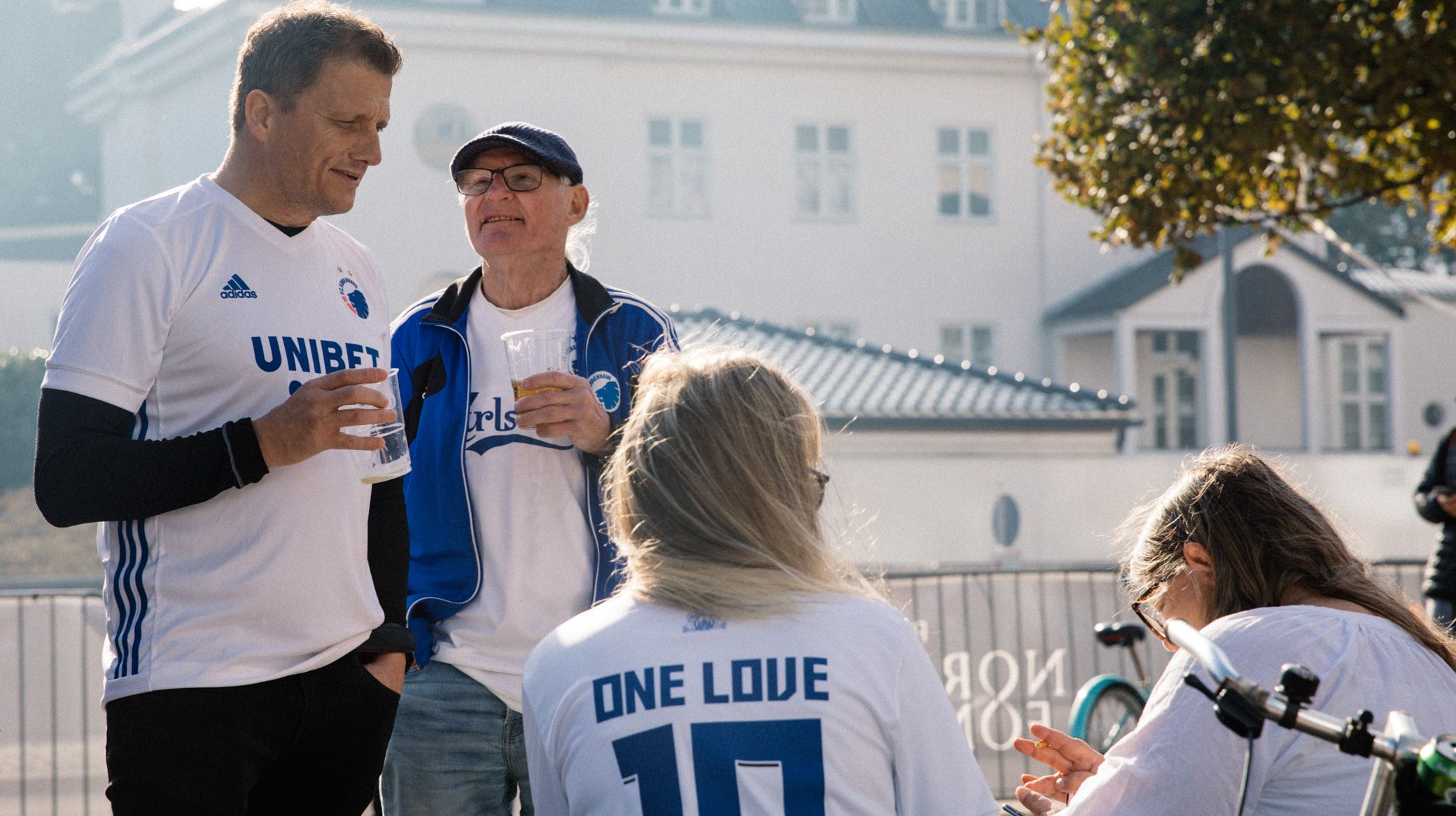 FCK-fans uden for Parken