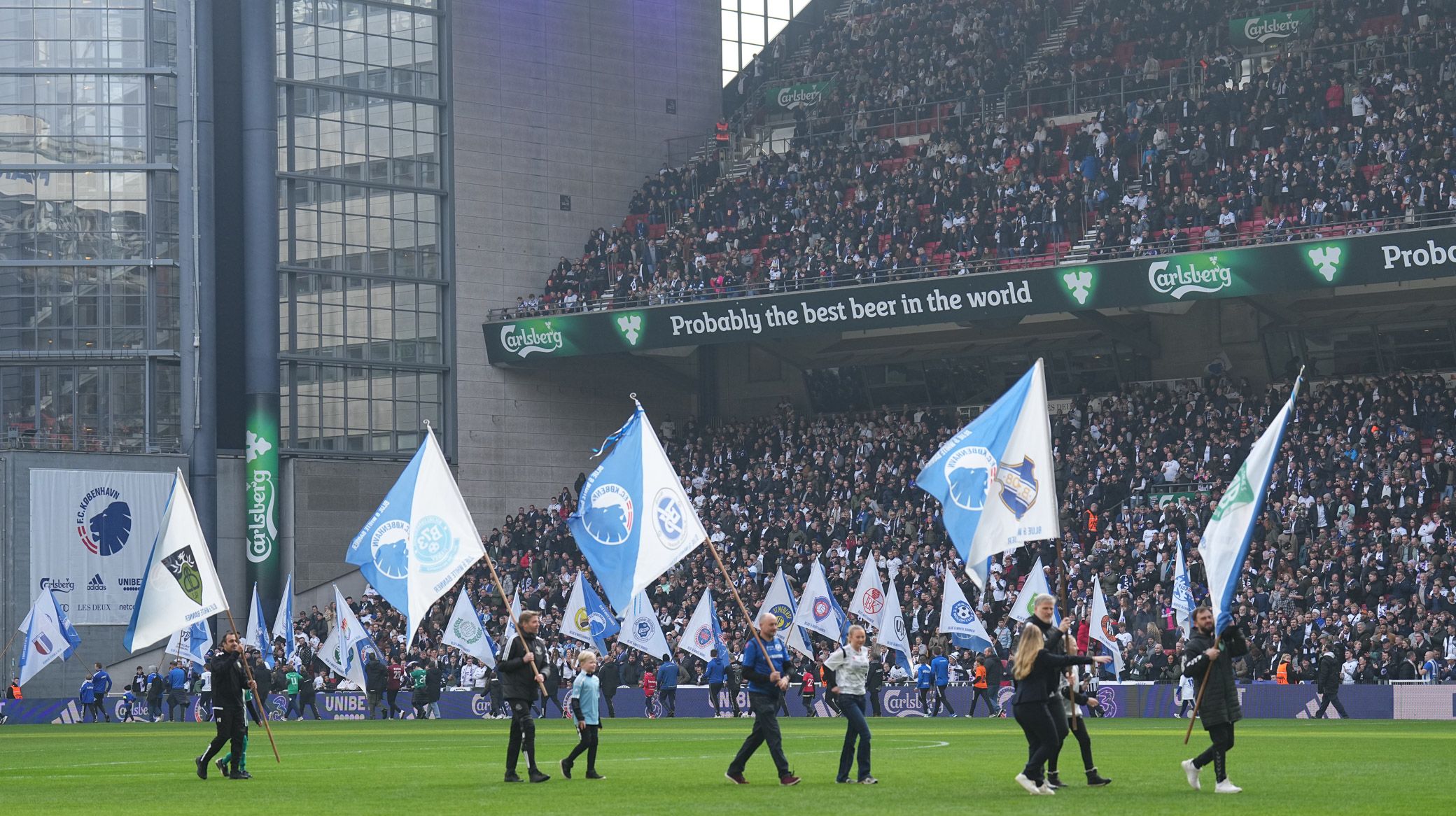 Blue & White Banner Day i Parken