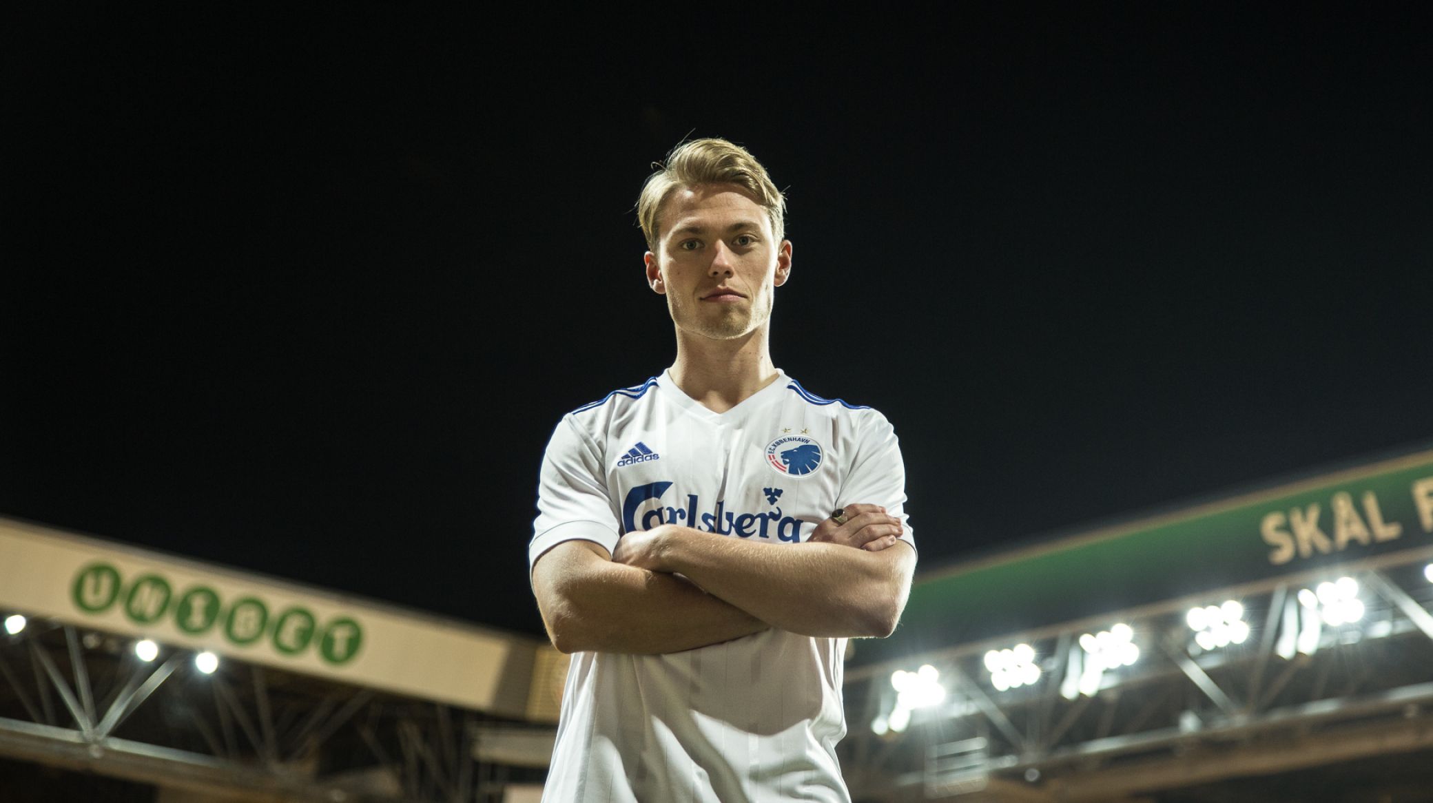 F.C. København har købt den danske landsholdsspiller, Viktor Fischer, fri af den tyske Bundesligaklub, Mainz 05, og han tiltræder med øjeblikkelig virkning på en 5-årig kontrakt. [공홈] FC 코펜하겐, 빅터 피셔 영입