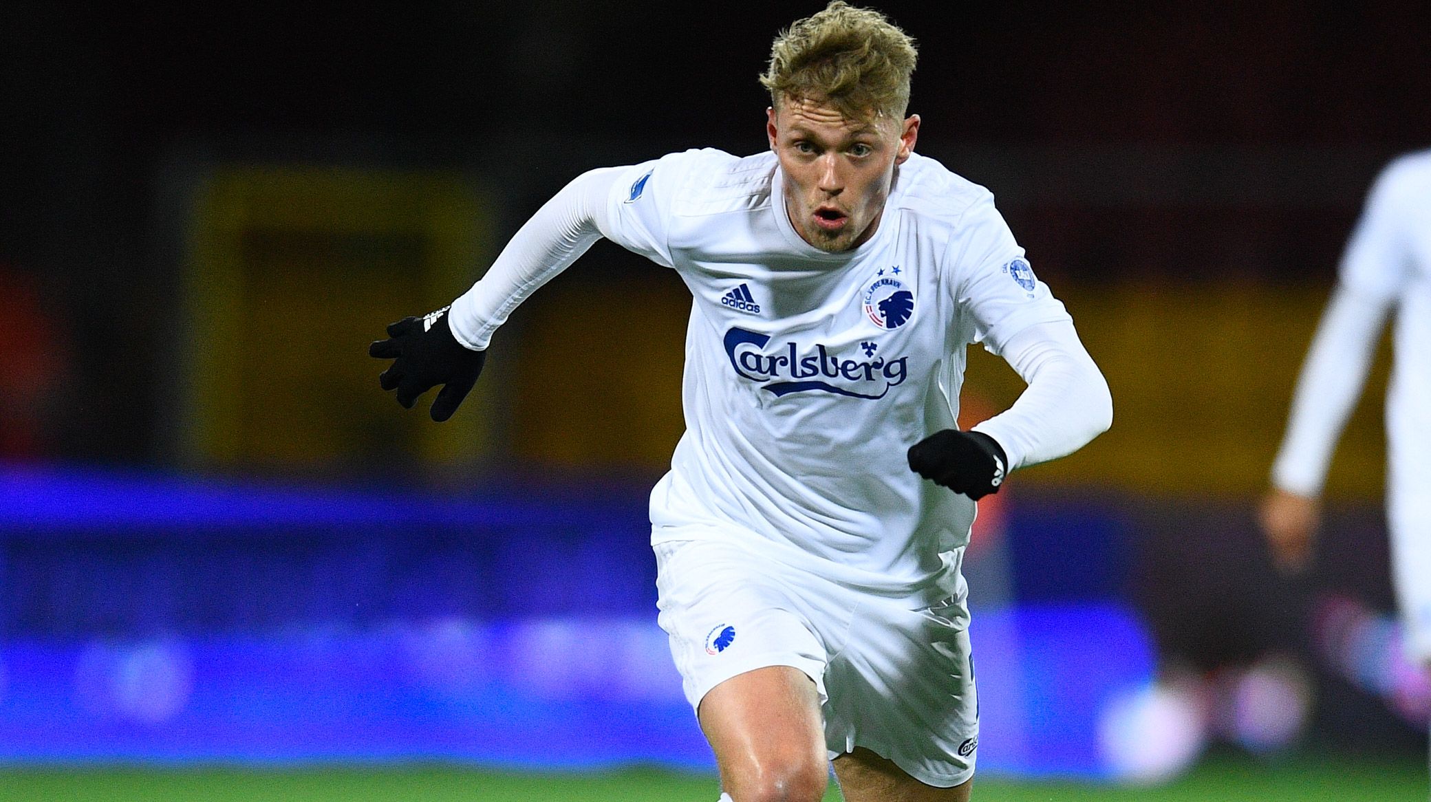 Viktor Fischer