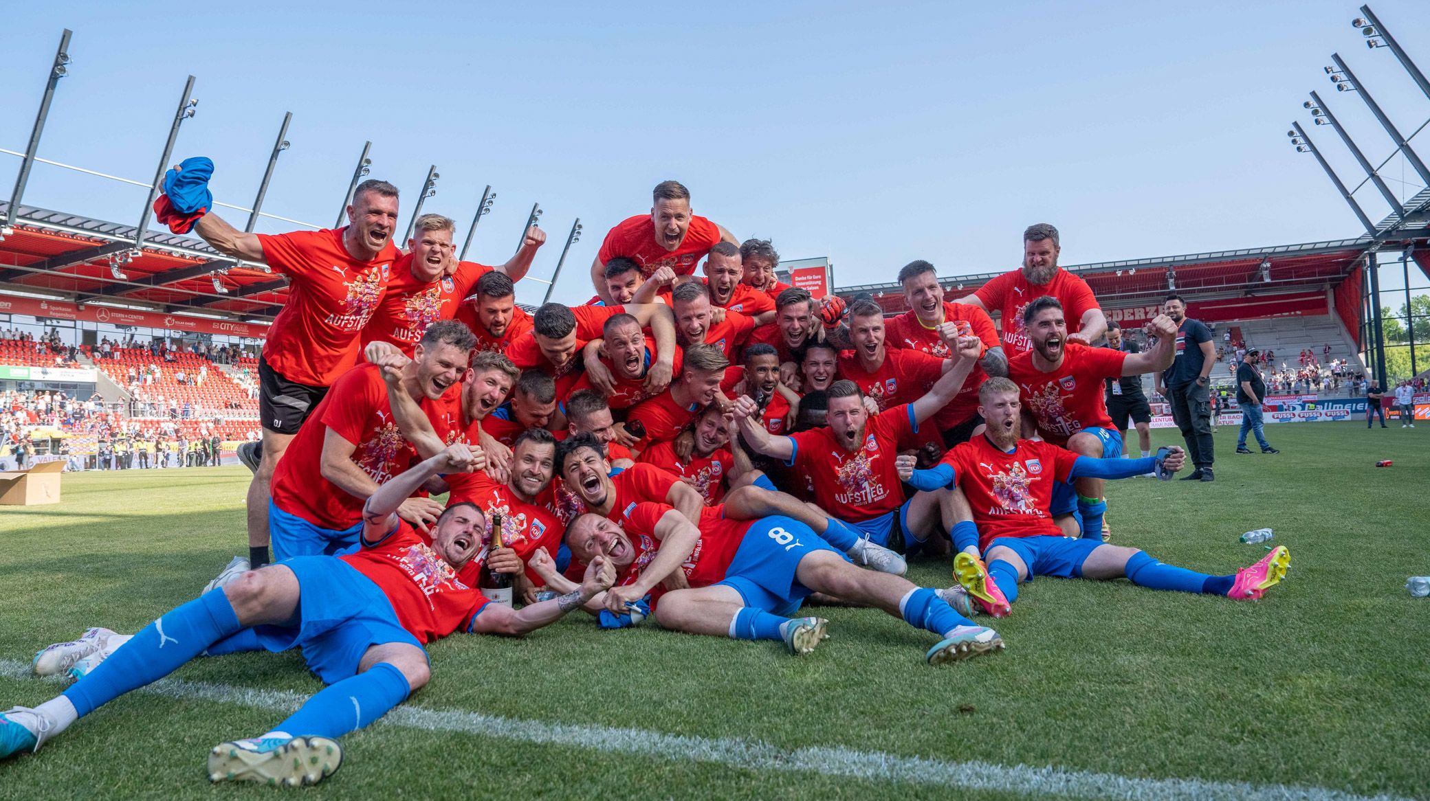 FC Heidenheim fejrer oprykningen til Bundesligaen i 2023