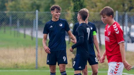 Amin Chiakha fejrer et af sine tre U17-mål mod Vejle