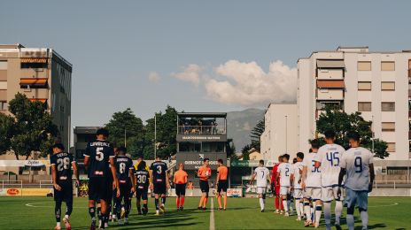 Indmarch på Gernot Langes Stadion i Wattens