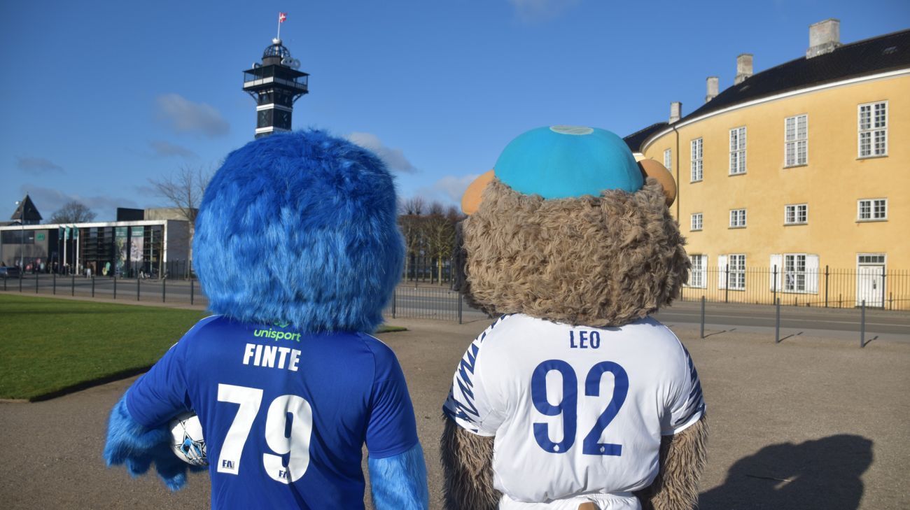 FA2000's og F.C. Københavns maskotter, Finte og Leo